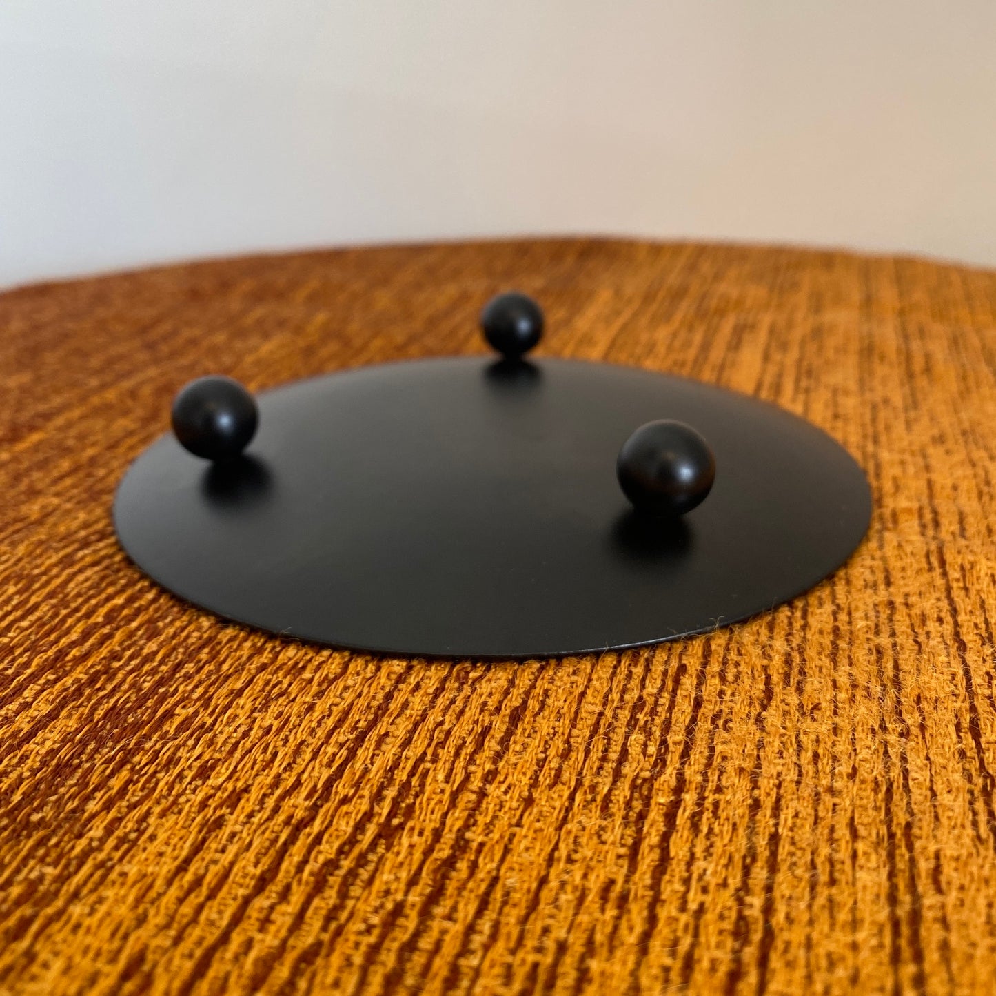 Round Black Iron Plate Candle Holder