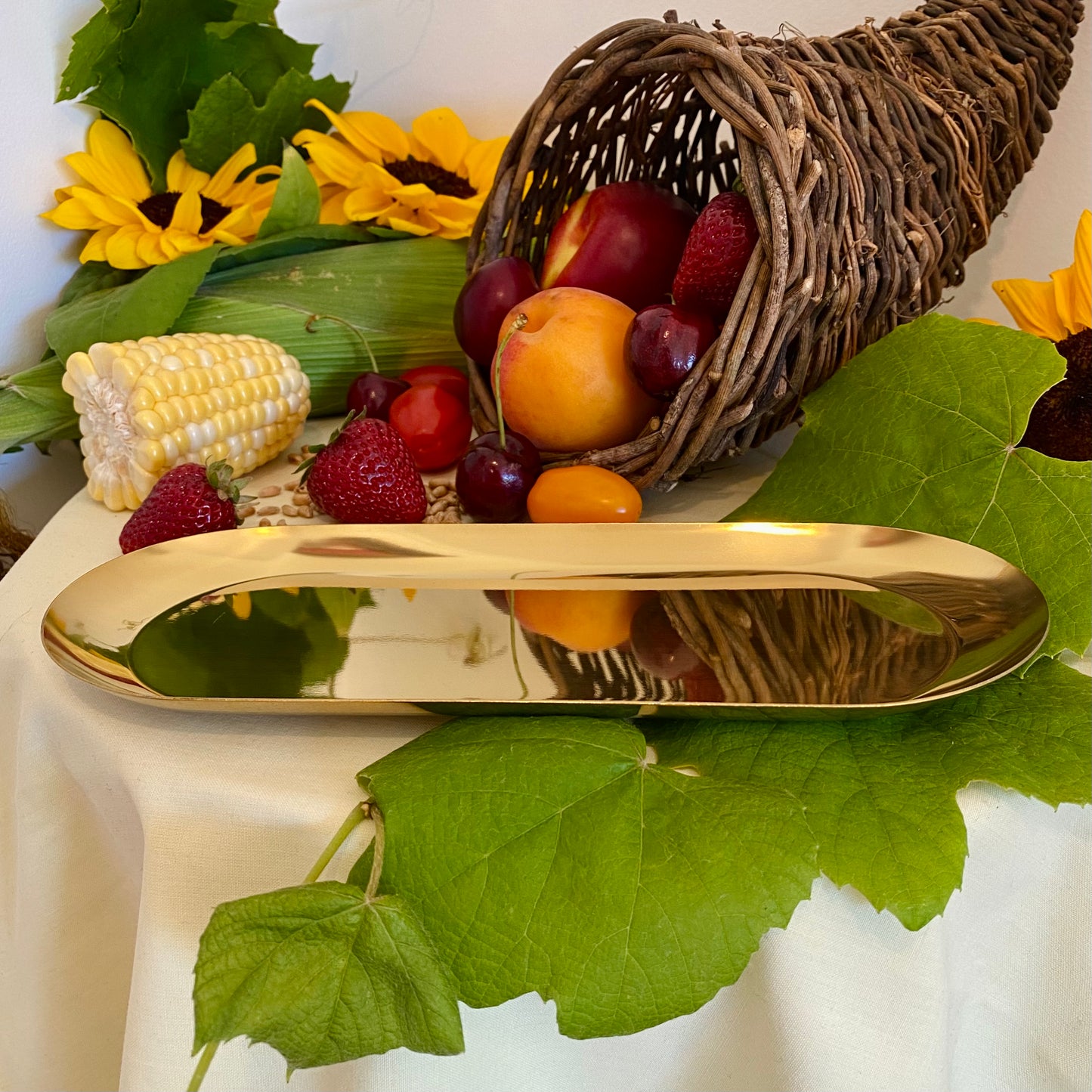 Golden Stainless Steel Decorative Tray