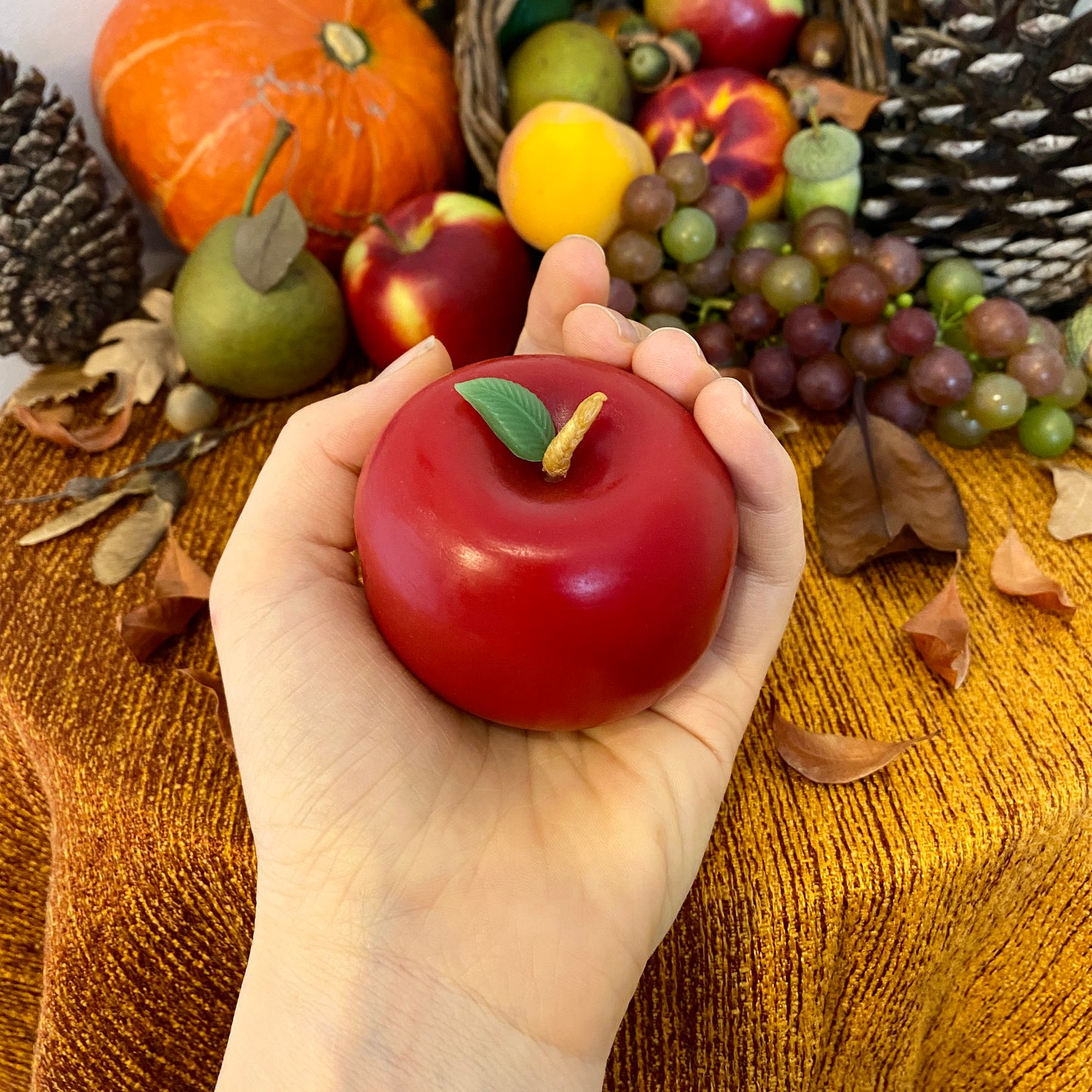 Apple Candle